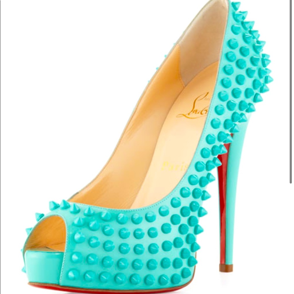 Louboutin vendom aquamarine peep toe 40.5